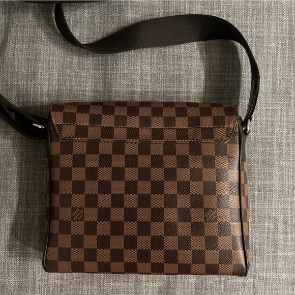 Louis Vuitton District PM Brown Authentic - Picture 6 of 8